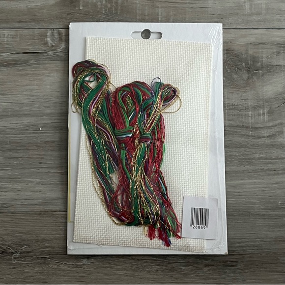 NWT Set of 2 Janlynn “The Spirit of Christmas” Counted Cross Stitch Kits - Picture 16 of 16